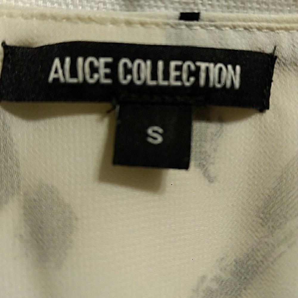 Alice Collection blouse - Picture 2 of 2